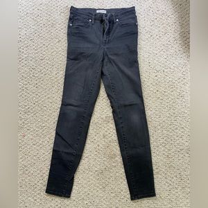 Madewell 9" high rise skinnies. Size 29T great for cuffing.